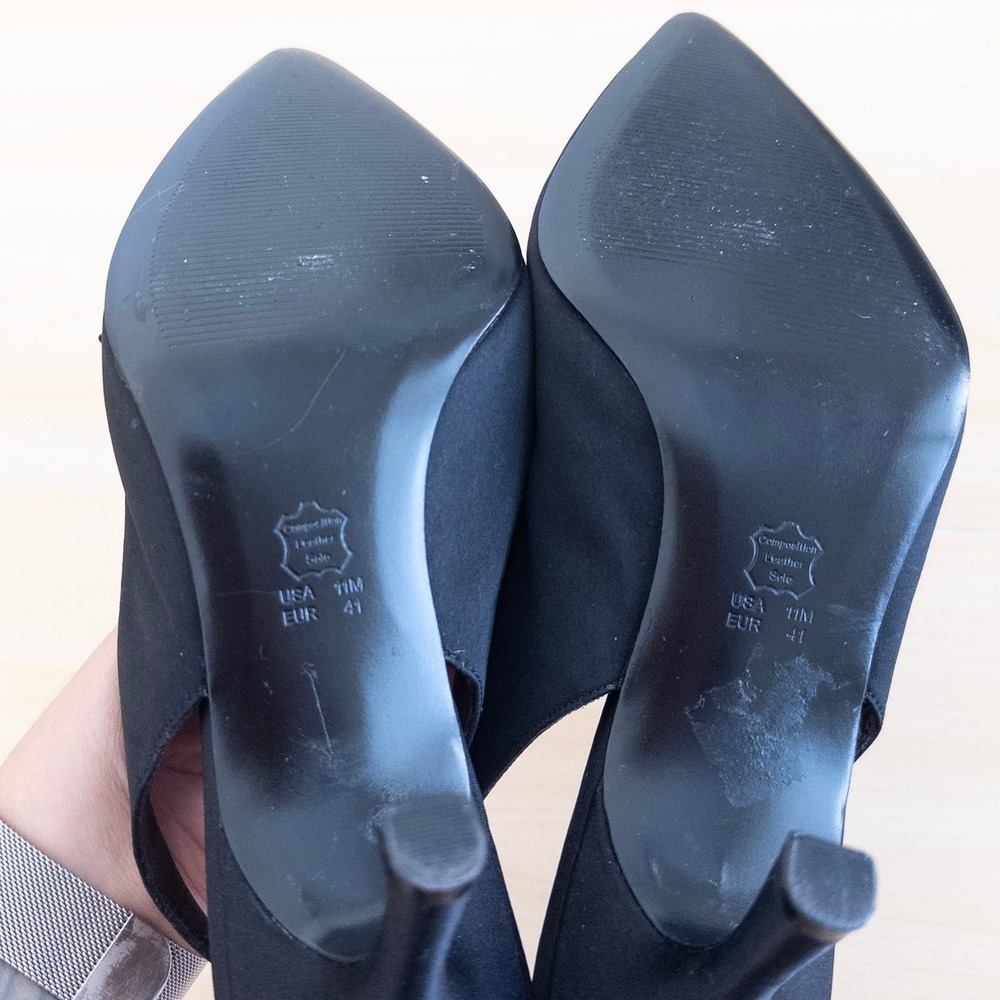 Touch of Nina Black Satin Beaded Slingback Pumps 11 Pointed Toe Y2K Kitten Heels - Picture 7 of 9